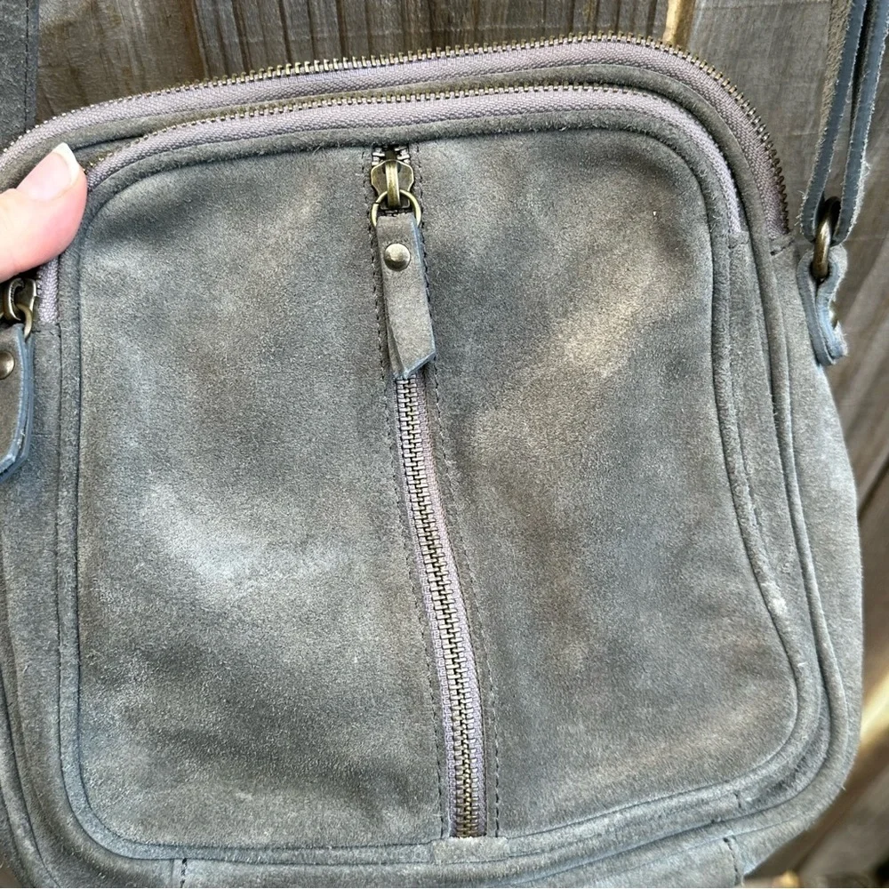 Sundance Merchant Crossbody bag, gray suede